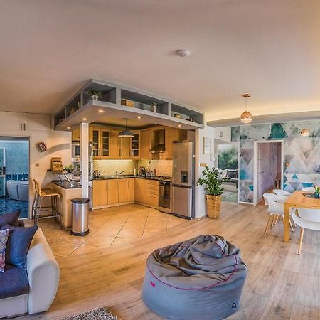 Riverside Apartman**** 米什科尔茨 外观 照片